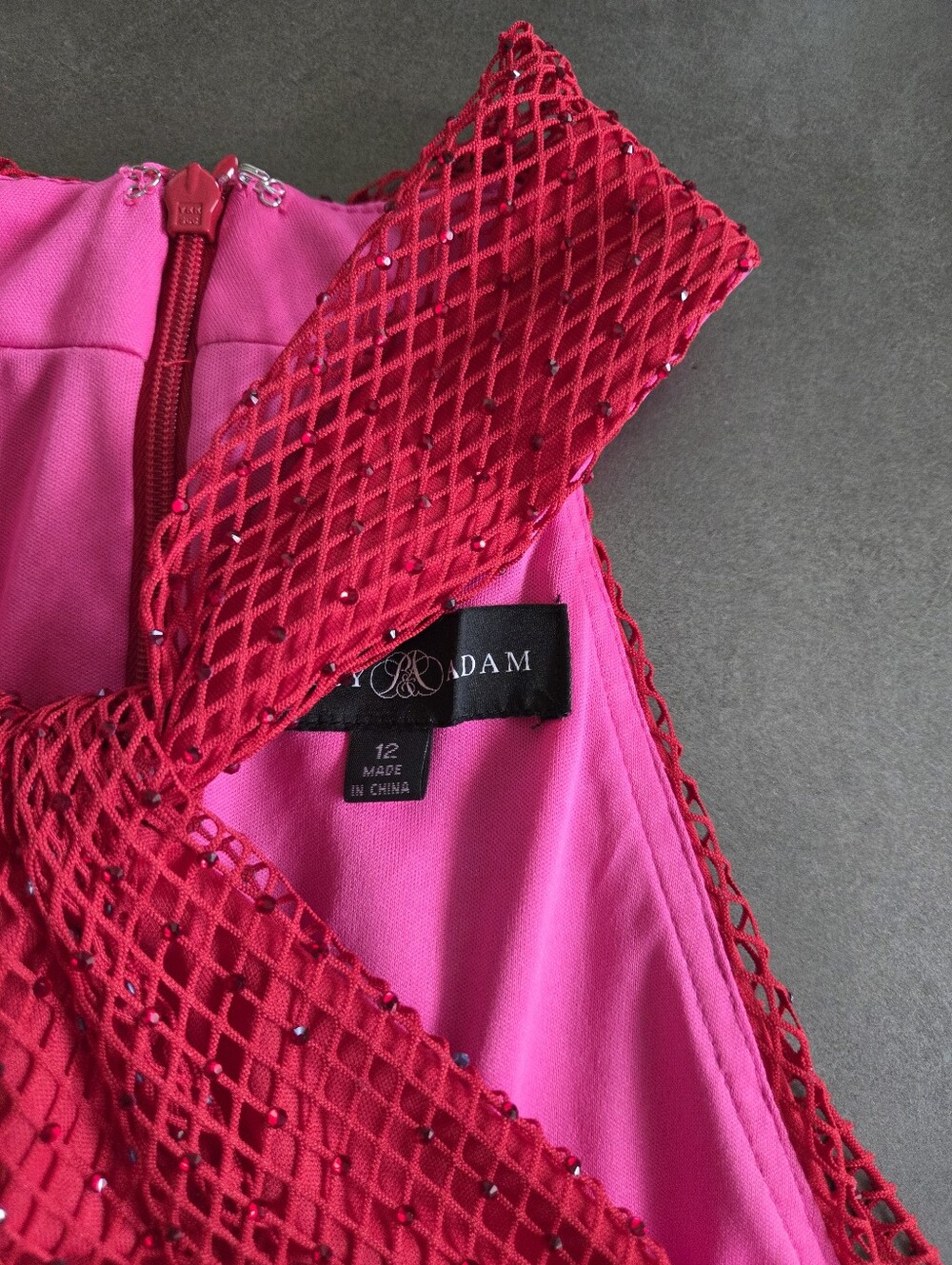Betsy & Adam Red Mesh Rhinestone Halter Sleeveless Sheath Gown Size 12 NWT $380 - Picture 5 of 9